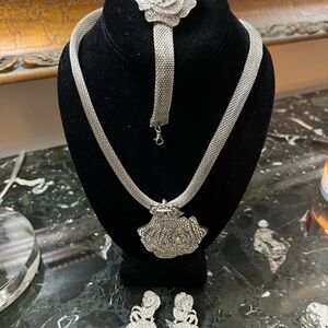 Silver Rose Necklace Set
